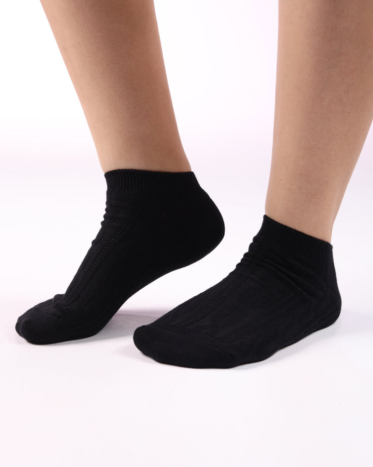 Socket Ribbed Socks — Black