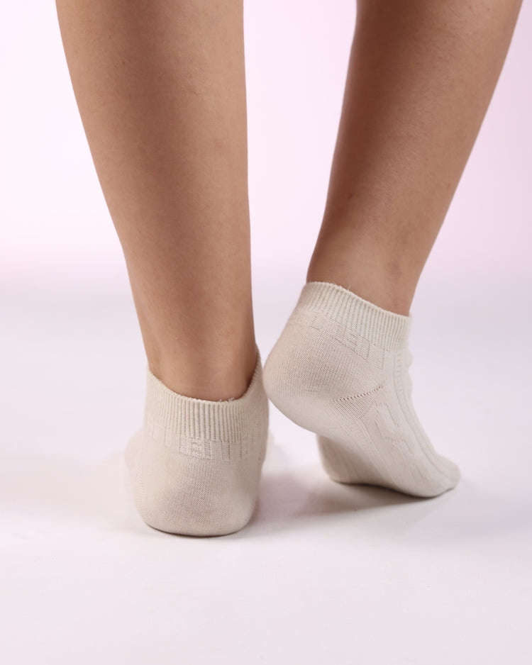 Socket Ribbed Socks — Cream
