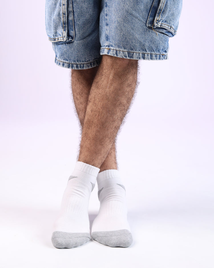 Half Cushioned Socks — White Grey Heel