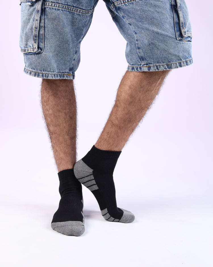 Half Cushioned Socks — Black Grey Stripe