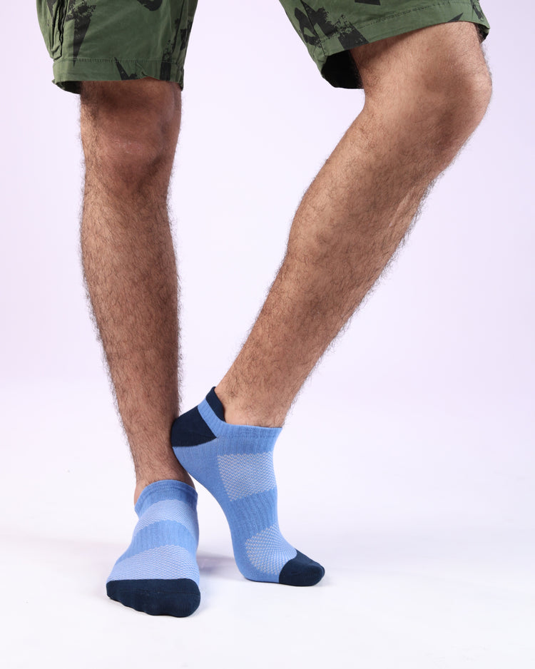 Low Cut High Ankle Socks — Light Blue Navy Heel