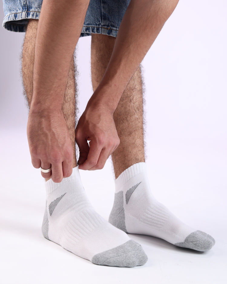 Half Cushioned Socks — White Grey Heel
